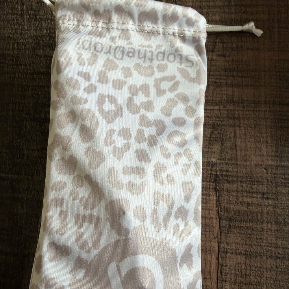 Loopy iPhone 16 pro max - Picture 3 of 3